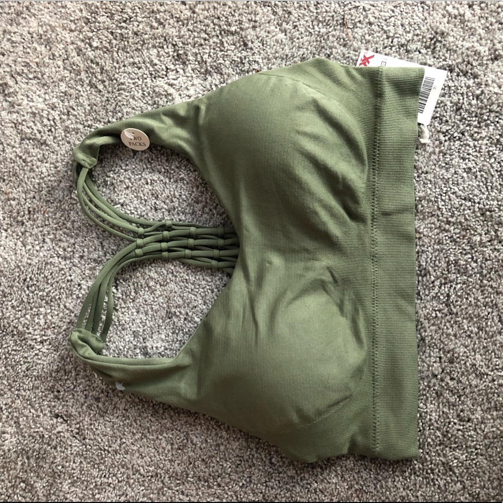 Seamless Pro-Fit Sports Bra